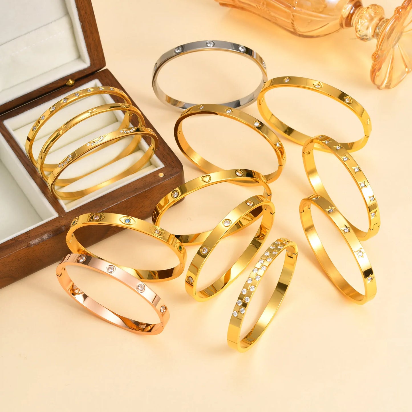 Luxury Love Cuff Bracelets