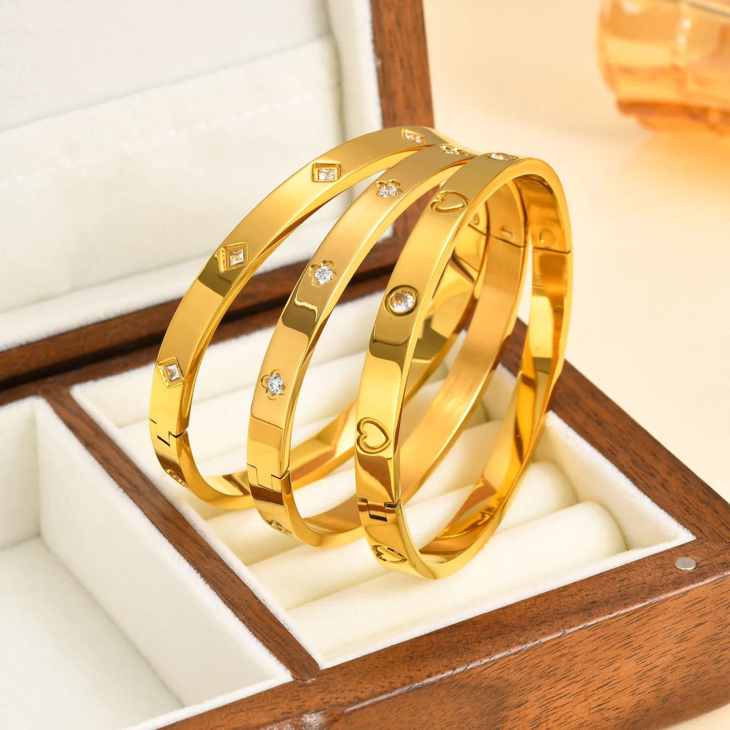 Luxury Love Cuff Bracelets