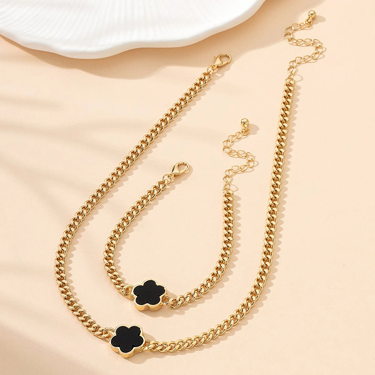 Leaf Flower Necklace