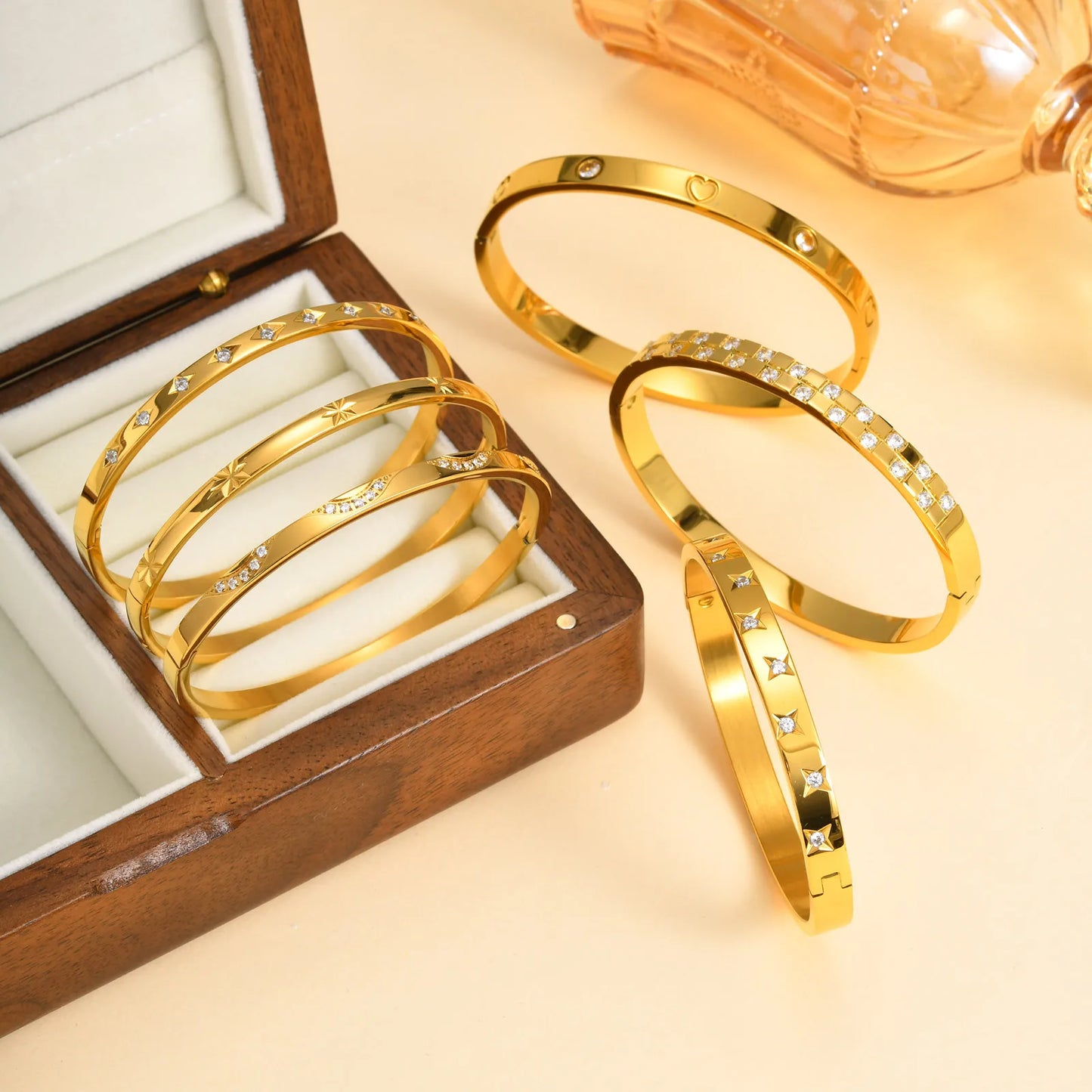 Luxury Love Cuff Bracelets