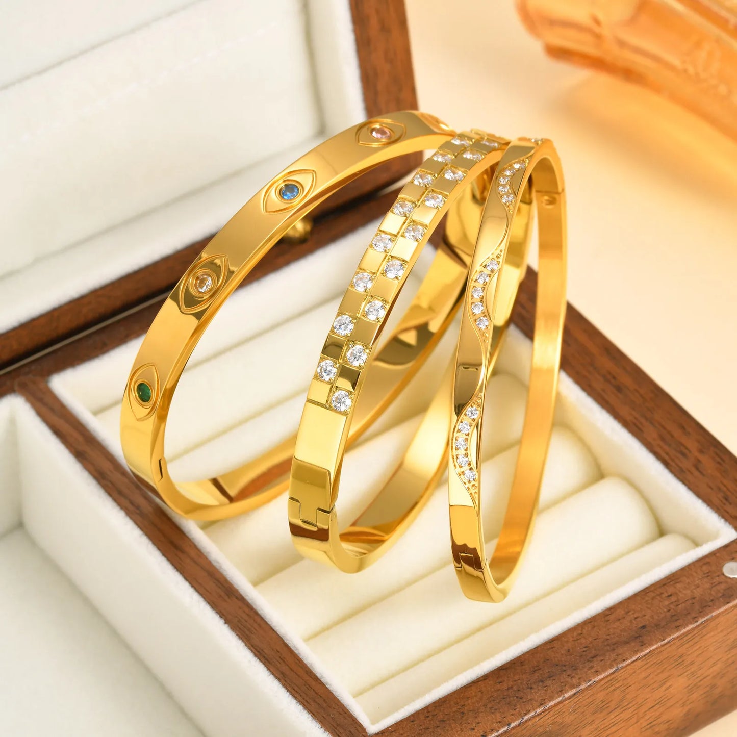 Luxury Love Cuff Bracelets