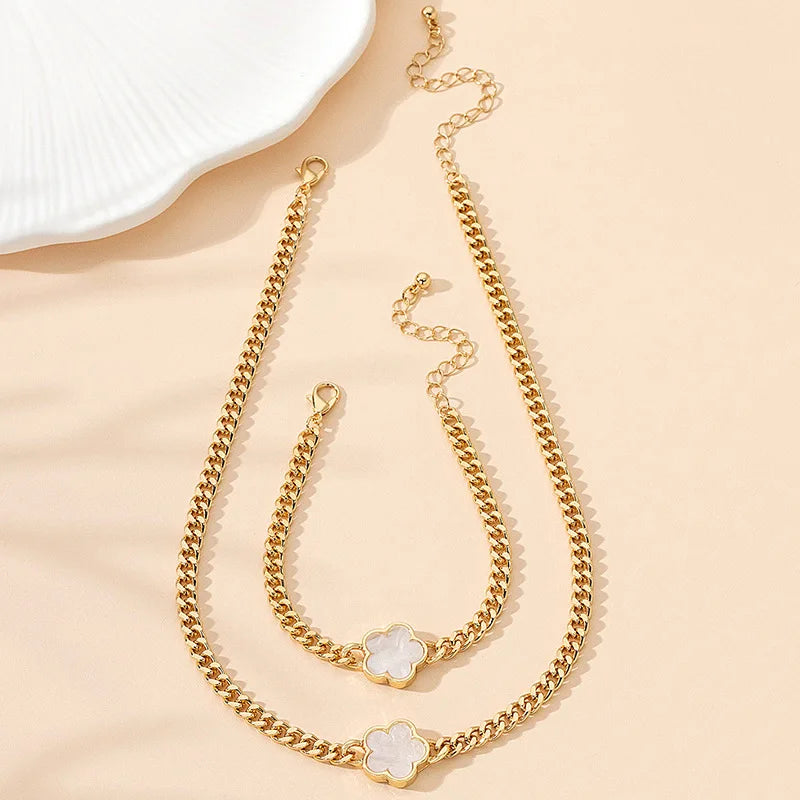 Leaf Flower Necklace