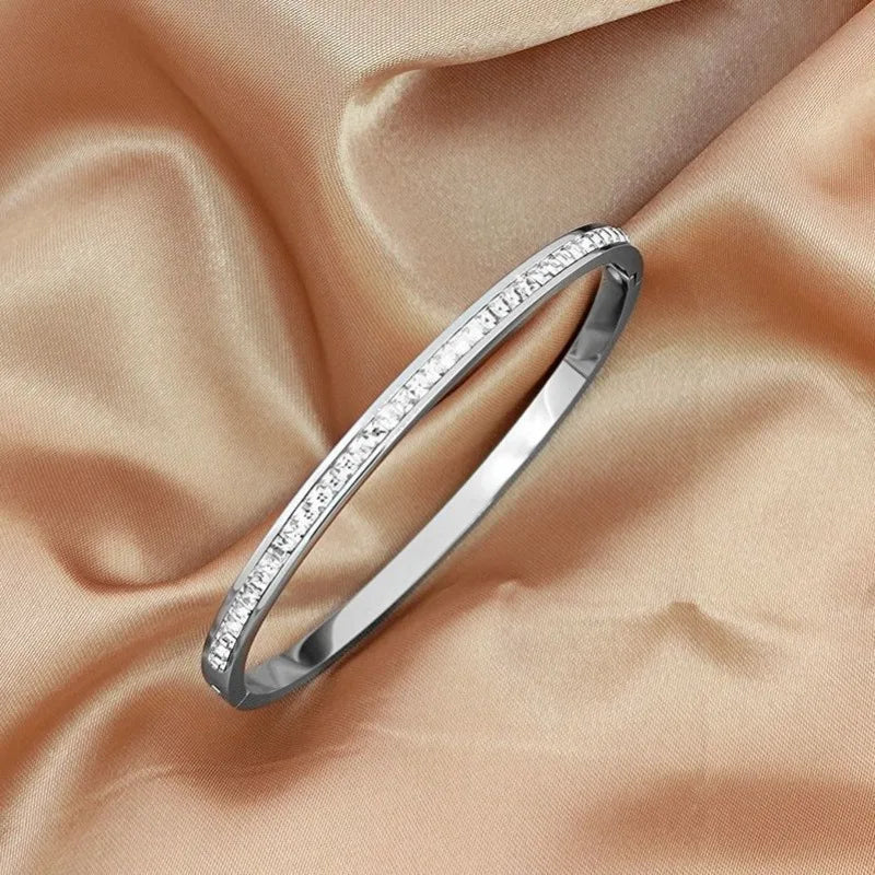 Htpwe Stainless Steel Diamond Ring Stacking Bracelet Women 18k Gold Plated Couple Holiday Gift Fashion Bracelet Party Jewelry